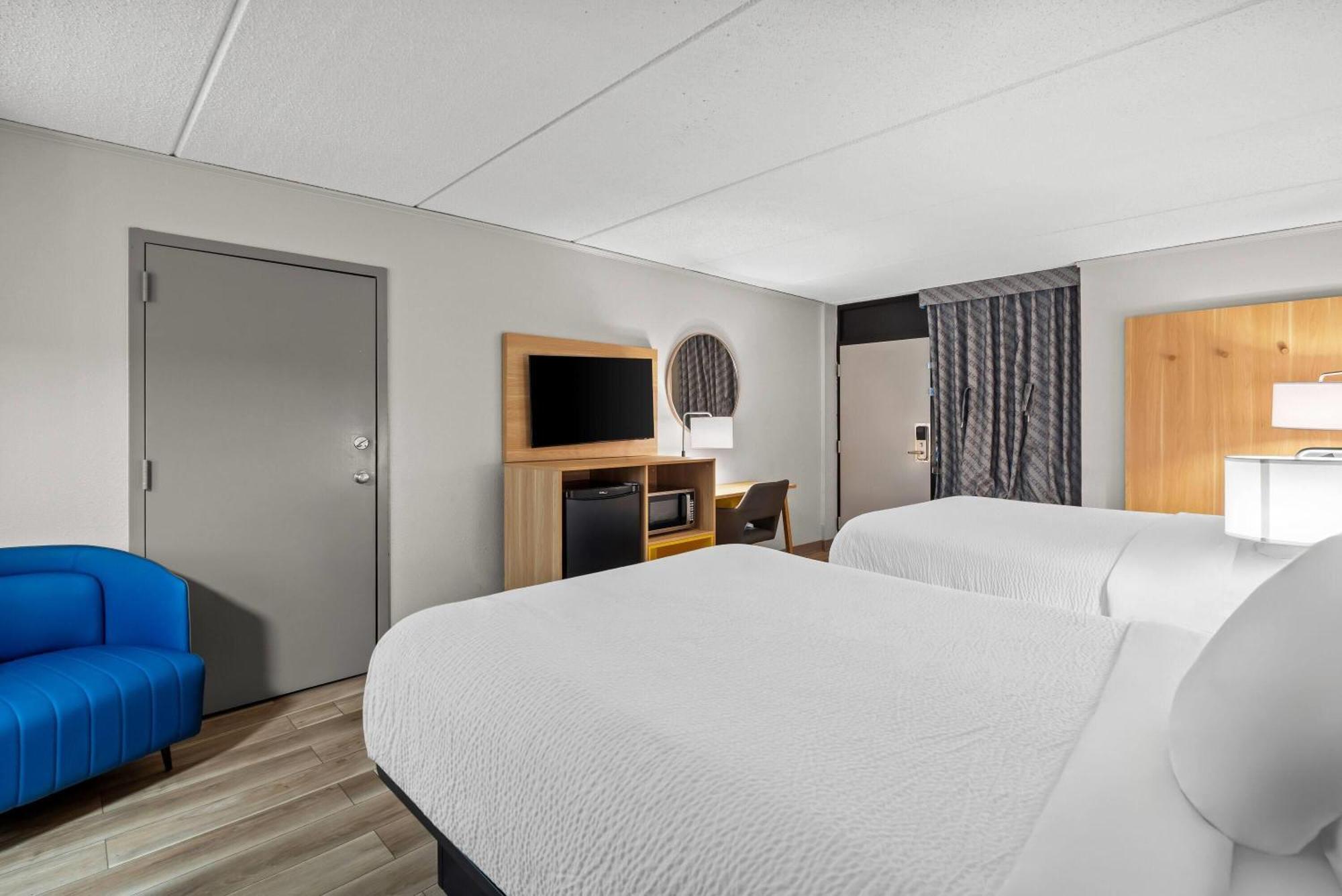Days Inn By Wyndham Statesboro Bagian luar foto