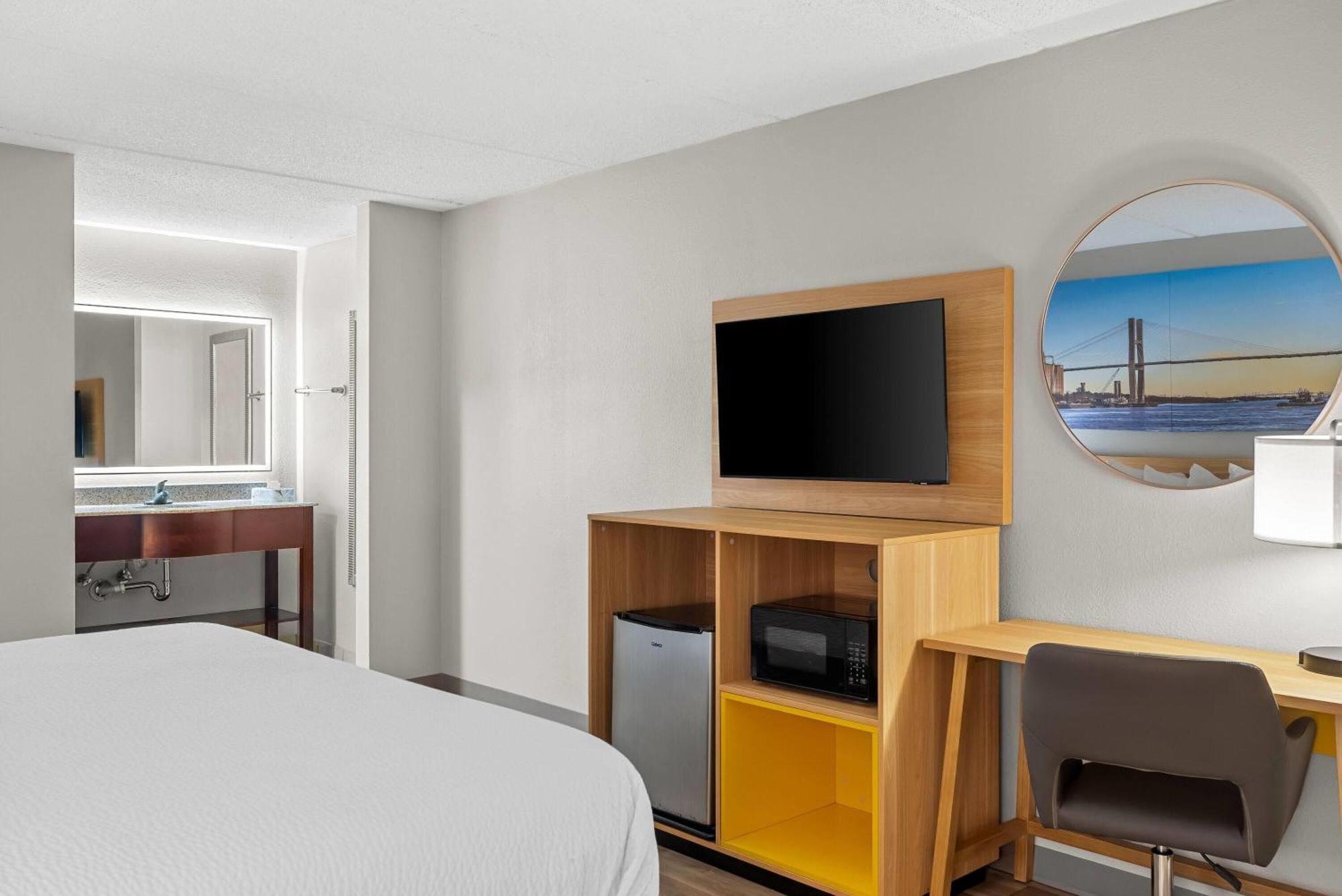 Days Inn By Wyndham Statesboro Bagian luar foto