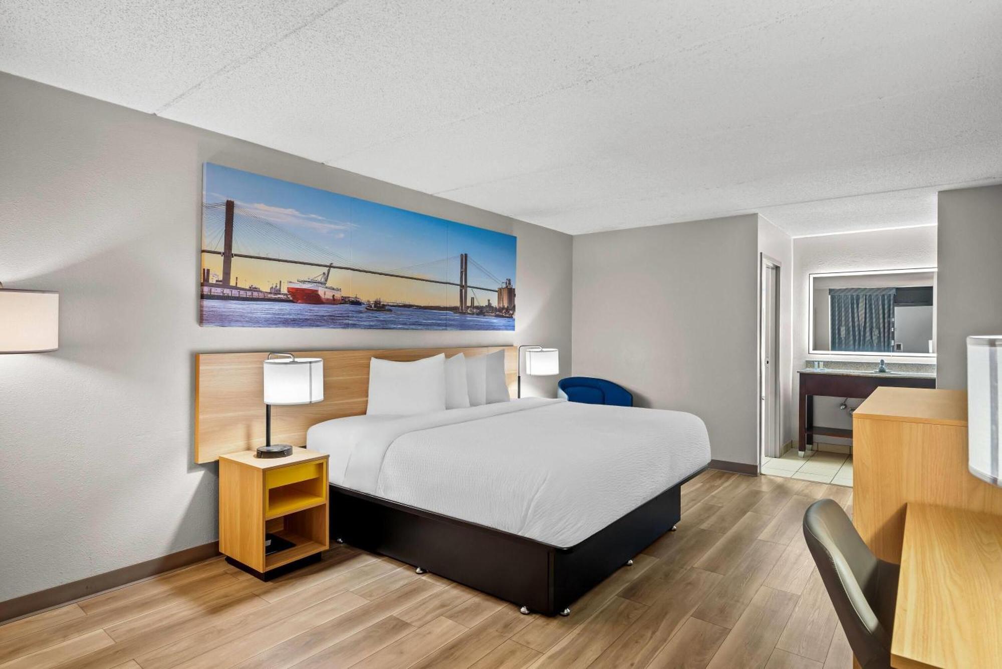 Days Inn By Wyndham Statesboro Bagian luar foto